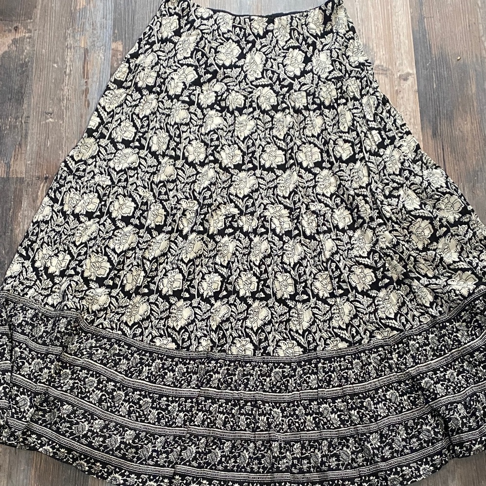 Chaps Black and Cream Floral A-Line Skirt
